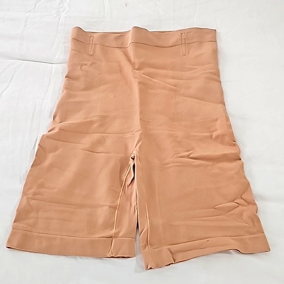 NWOT Shapermint Shaper Shorts - Picture 1 of 3